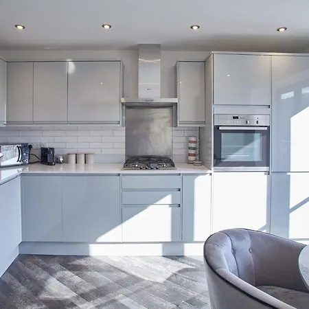 Host & - The View, Hudsons Yard House *