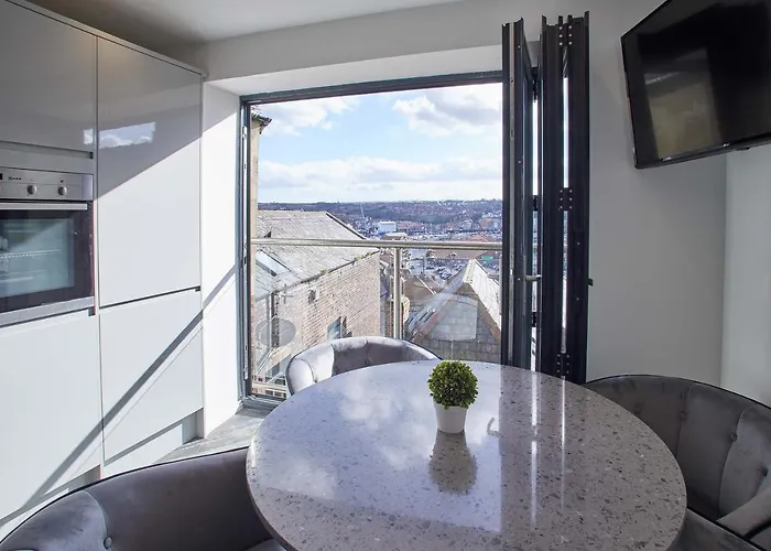 Host & - The View, Hudsons Yard House アパート