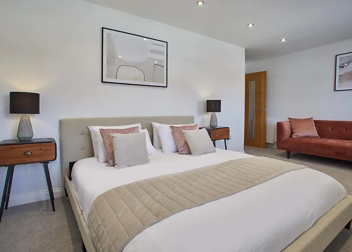 Host & - The View, Hudsons Yard House